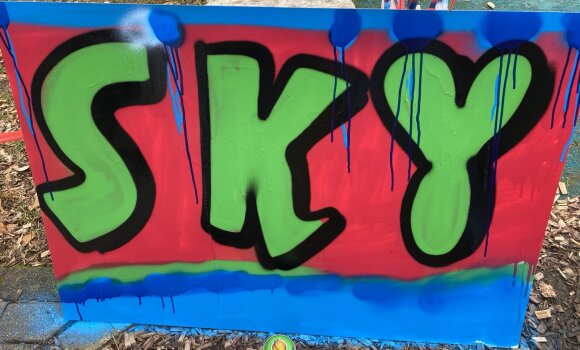 Graffitibild mit dem Schriftzug "Sky".